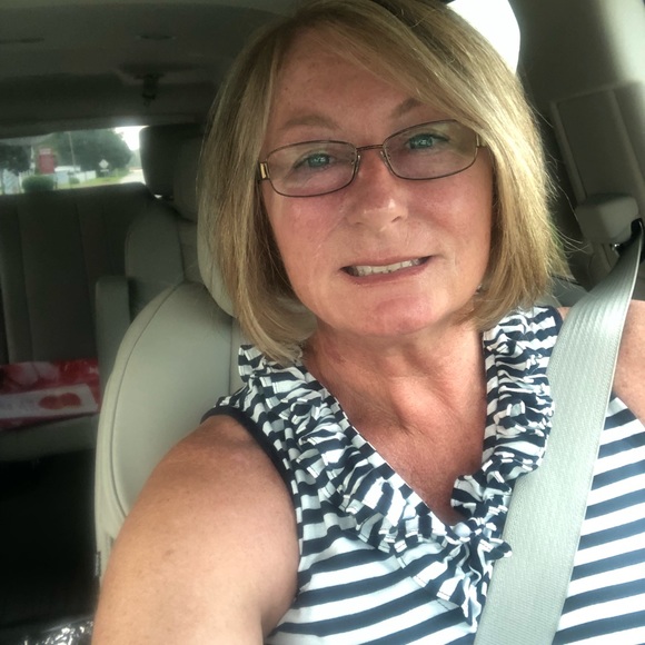 Meet your Posher, Robin - Picture 1 of 1